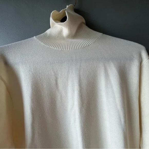 Peter Millar Classic Cream Men's Sweater ~ M NWT